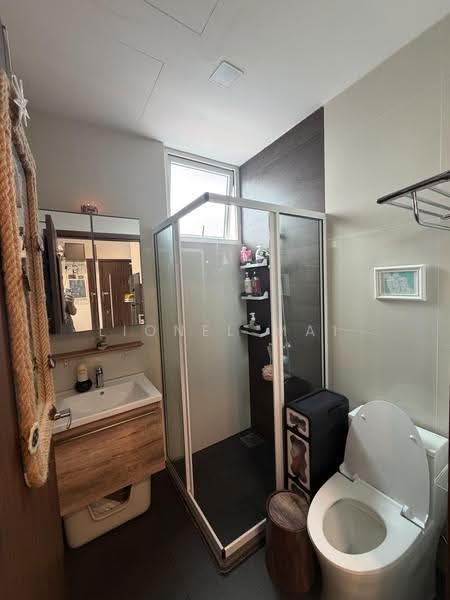 Prestige Loft, 286 Telok Kurau Road, East Coast / Marine Parade, Studio, 366 sqft, Apartment For Sale, by Lionel Mai, 500277476 - Bathroom - PropertyGuru.com.sg