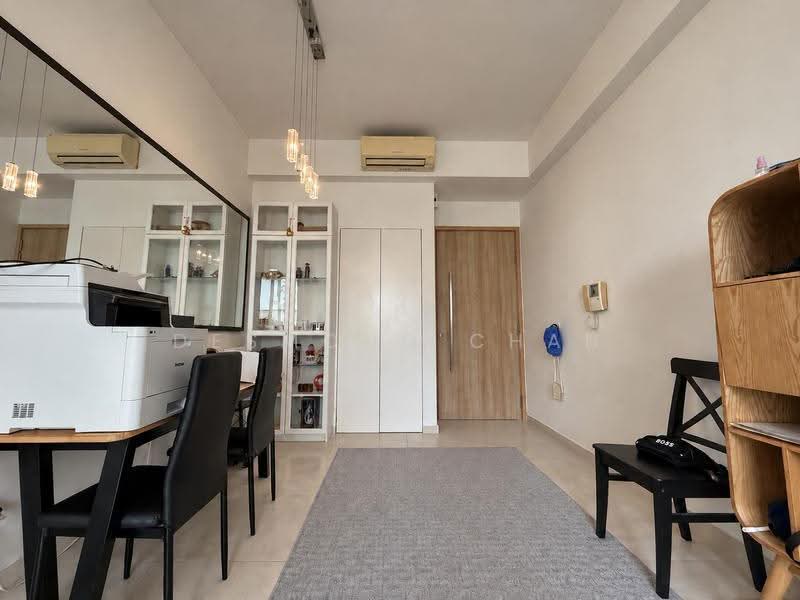 Tierra Vue, 40 Saint Patrick's Road, East Coast / Marine Parade, 2 Bedrooms, 947 sqft, Condominium For Sale, by Desmond Chan, 500277479 - Living Room - PropertyGuru.com.sg