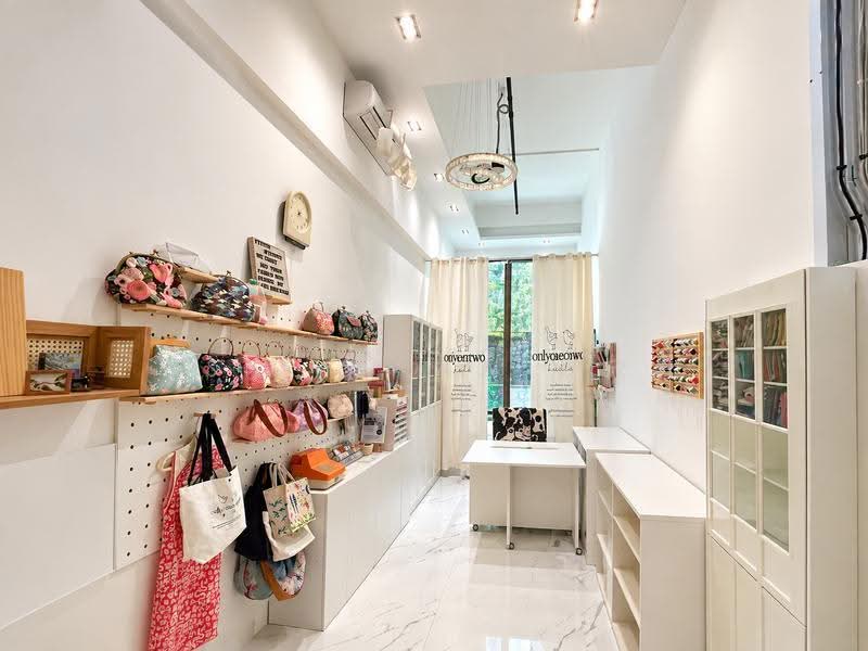 The Promenade @ Pelikat, 189 Jalan Pelikat, Hougang / Punggol / Sengkang, 237 sqft, Shop / Shophouse For Sale, by Ashlyn Aw 胡欣慧, 500277481 - Interior - CommercialGuru.com.sg