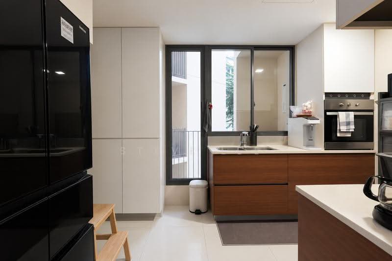 Miltonia Residences, 534 Miltonia Close, Sembawang / Yishun, 3 Bedrooms, 1,023 sqft, Condominium For Sale, by Steve Lee, 500277485 - Kitchen - PropertyGuru.com.sg