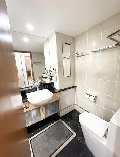 Lilydale, 550 Yishun Ave 6, Sembawang / Yishun, 3 Bedrooms, 1,195 sqft, Condominium For Sale, by Richard Ho, 500277496 - Attached Bathroom - PropertyGuru.com.sg