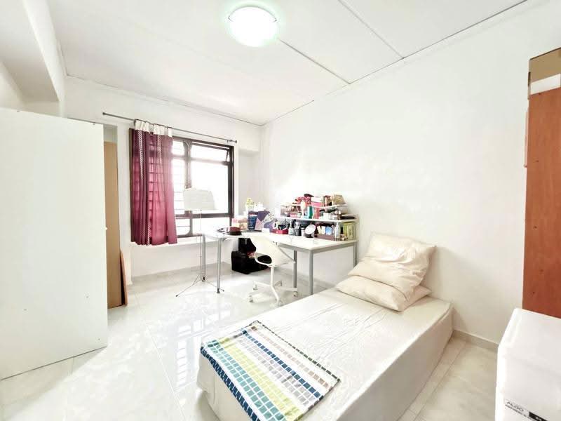 664A Jurong West Street 64, 664A Jurong West Street 64, Boon Lay / Jurong / Tuas, 3 Bedrooms, 1,184 sqft, HDB Flat For Rent, by Ivy Yeo, 500277504 - Bedroom - PropertyGuru.com.sg
