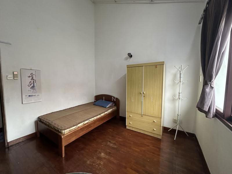 Kismis Avenue, Clementi Park / Upper Bukit Timah, Room Rental, 180 sqft, Terraced House For Rent, by Colin Lee, 500277511 - Room 1 - PropertyGuru.com.sg