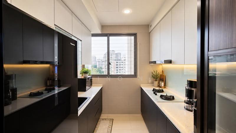 Arc at Tampines, Tampines Avenue 8, Pasir Ris / Tampines, 3 Bedrooms, 1,076 sqft, Condominium For Sale, by Dino N, 500277541 - Kitchen - PropertyGuru.com.sg