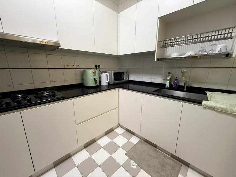Changi Court, 706 Upper Changi Road East, Bedok / Upper East Coast, 2 Bedrooms, 969 sqft, Condominium For Rent, by JW Lee 李健汶, 500277544 - Kitchen - PropertyGuru.com.sg