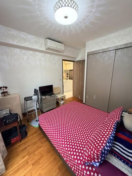 Palm Isles, 42 Flora Drive, Changi Airport / Changi Village, 1 Bedroom, 517 sqft, Condominium For Sale, by Jimmy Lye, 500277548 - Bedroom - PropertyGuru.com.sg
