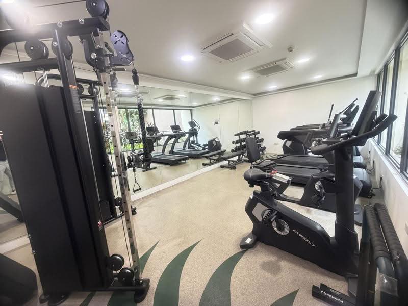 Palm Isles, 42 Flora Drive, Changi Airport / Changi Village, 1 Bedroom, 517 sqft, Condominium For Sale, by Jimmy Lye, 500277548 - Gym - PropertyGuru.com.sg