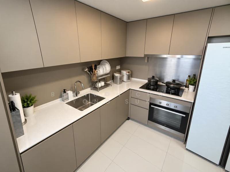 Bellewaters, 23 Anchorvale Crescent, Hougang / Punggol / Sengkang, 4 Bedrooms, 1,163 sqft, Condominium For Sale, by Brandon Choi Yong Suk, 500277560 - Kitchen - PropertyGuru.com.sg