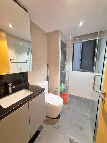 Blossom Residences, 34 Segar Road, Dairy Farm / Bukit Panjang / Choa Chu Kang, 3 Bedrooms, 1,109 sqft, Condominium For Sale, by Moses Quek, 500277563 - Bathroom - PropertyGuru.com.sg