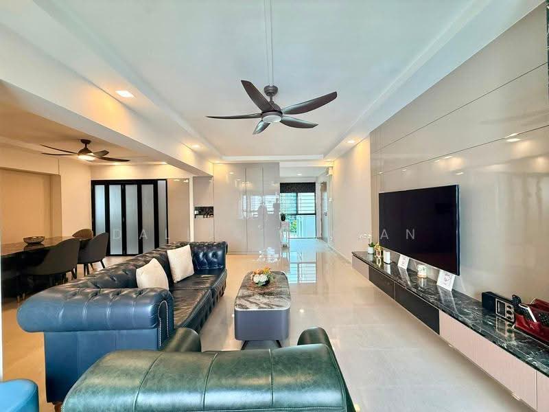 108 Rivervale Walk, 108 Rivervale Walk, Hougang / Punggol / Sengkang, 3 Bedrooms, 1,302 sqft, HDB Flat For Sale, by Dallas Hassan, 500277565 - Living Room - PropertyGuru.com.sg