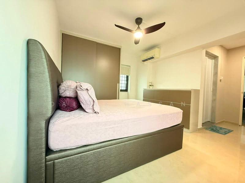 108 Rivervale Walk, 108 Rivervale Walk, Hougang / Punggol / Sengkang, 3 Bedrooms, 1,302 sqft, HDB Flat For Sale, by Dallas Hassan, 500277565 - Bedroom - PropertyGuru.com.sg