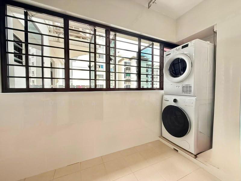 108 Rivervale Walk, 108 Rivervale Walk, Hougang / Punggol / Sengkang, 3 Bedrooms, 1,302 sqft, HDB Flat For Sale, by Dallas Hassan, 500277565 - Balcony - PropertyGuru.com.sg