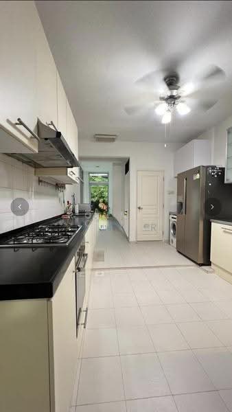Jalan Tua Kong / Elite Park Avenue, East Coast / Marine Parade, 5 Bedrooms, 2,928 sqft, Semi-Detached House For Sale, by Ronnie Chia, 500277571 - Kitchen - PropertyGuru.com.sg