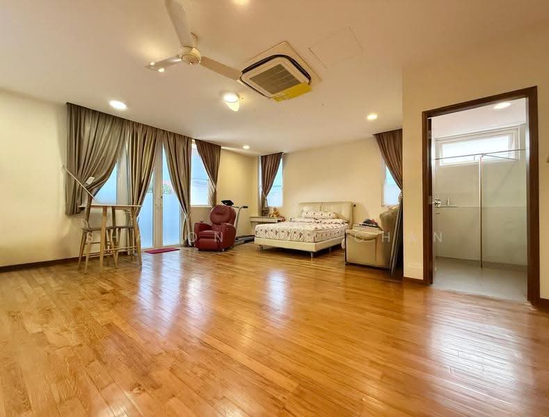 **LANDED7772@ Seletar Hills Estate luxurious Detached*, Seletar Hills Estate, Seletar / Yio Chu Kang, 7 Bedrooms, 7,000 sqft, Detached House For Sale, by Sharon Kim Chan, 500277576 - Bedroom - PropertyGuru.com.sg