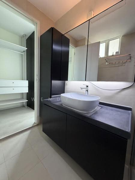 Royal Court, 3 Jalan Rajawali, Clementi Park / Upper Bukit Timah, 2 Bedrooms, 1,055 sqft, Apartment For Rent, by Wendy Tan, 500277582 - Bathroom - PropertyGuru.com.sg