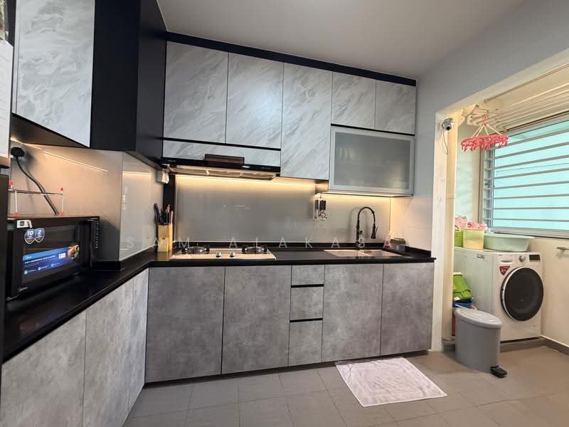 815B Choa Chu Kang Avenue 7, 815B Choa Chu Kang Avenue 7, Dairy Farm / Bukit Panjang / Choa Chu Kang, 3 Bedrooms, 1,001 sqft, HDB Flat For Sale, by Sam Alakasam, 500277584 - PropertyGuru.com.sg