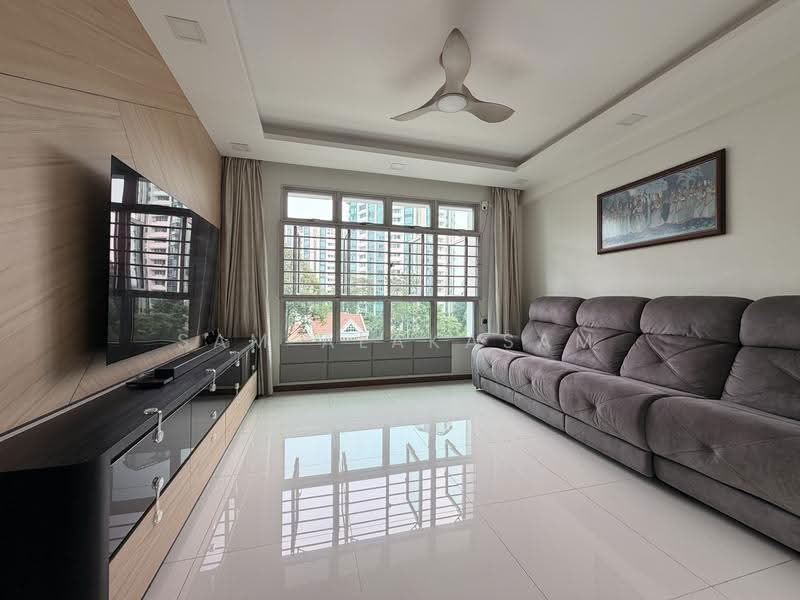 815B Choa Chu Kang Avenue 7, 815B Choa Chu Kang Avenue 7, Dairy Farm / Bukit Panjang / Choa Chu Kang, 3 Bedrooms, 1,001 sqft, HDB Flat For Sale, by Sam Alakasam, 500277584 - Living Room - PropertyGuru.com.sg