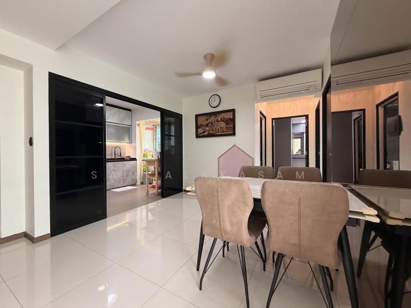 815B Choa Chu Kang Avenue 7, 815B Choa Chu Kang Avenue 7, Dairy Farm / Bukit Panjang / Choa Chu Kang, 3 Bedrooms, 1,001 sqft, HDB Flat For Sale, by Sam Alakasam, 500277584 - Dining Room - PropertyGuru.com.sg