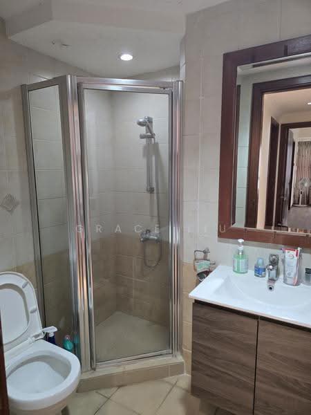 The Mayfair, 7 Jurong East Street 32, Boon Lay / Jurong / Tuas, Room Rental, 130 sqft, Condominium For Rent, by Grace Liu, 500277589 - Bathroom - PropertyGuru.com.sg