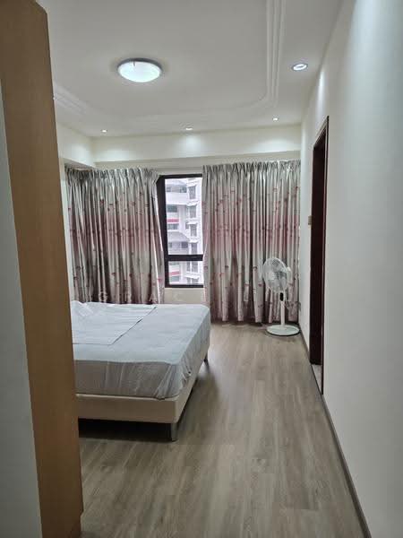 The Mayfair, 7 Jurong East Street 32, Boon Lay / Jurong / Tuas, Room Rental, 130 sqft, Condominium For Rent, by Grace Liu, 500277589 - Bedroom - PropertyGuru.com.sg