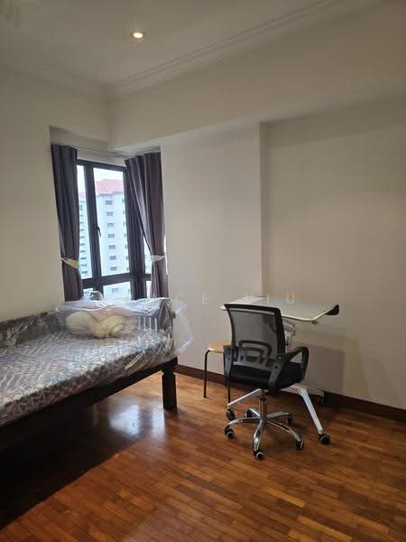 The Mayfair, 7 Jurong East Street 32, Boon Lay / Jurong / Tuas, Room Rental, 130 sqft, Condominium For Rent, by Grace Liu, 500277589 - Bedroom - PropertyGuru.com.sg