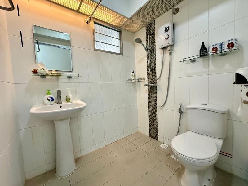 523B Tampines Central 7, 523B 523B, Pasir Ris / Tampines, 2 Bedrooms, 721 sqft, HDB Flat For Sale, by Rosalind Teo, 500277615 - PropertyGuru.com.sg