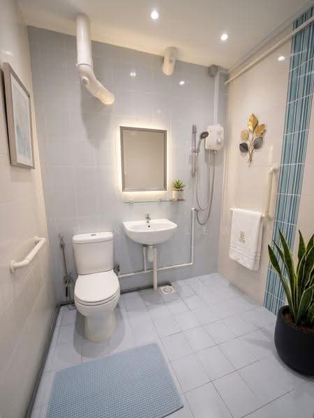 835 Woodlands Street 83, 835 Woodlands Street 83, Admiralty / Woodlands, 4 Bedrooms, 1,582 sqft, HDB Flat For Sale, by Garry Lew, 500277631 - Bathroom - PropertyGuru.com.sg