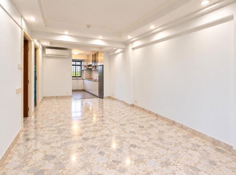 2 Dover Road, 2 Dover Road, Buona Vista / West Coast / Clementi New Town, 2 Bedrooms, 700 sqft, HDB Flat For Sale, by Sharlene Chang, 500277643 - Living Room - PropertyGuru.com.sg