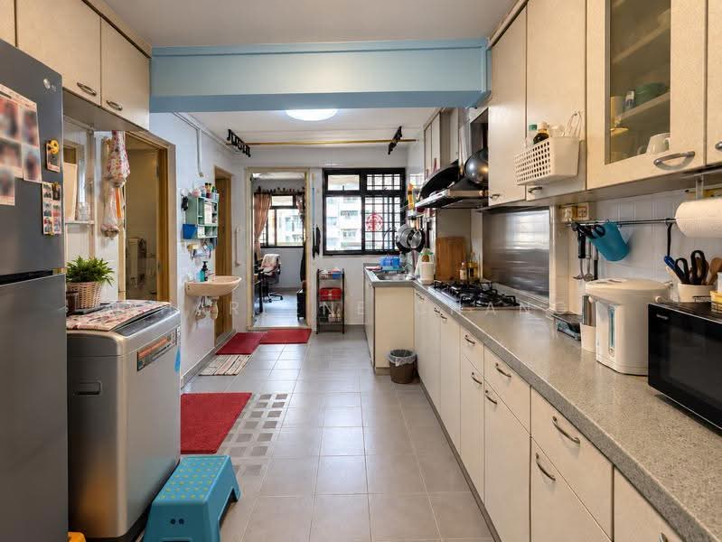 2 Dover Road, 2 Dover Road, Buona Vista / West Coast / Clementi New Town, 2 Bedrooms, 700 sqft, HDB Flat For Sale, by Sharlene Chang, 500277643 - Kitchen - PropertyGuru.com.sg