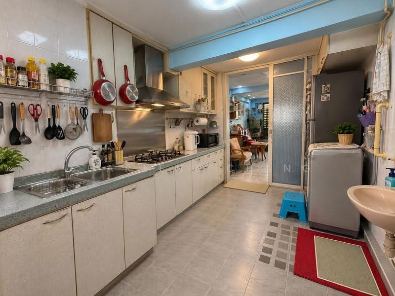 2 Dover Road, 2 Dover Road, Buona Vista / West Coast / Clementi New Town, 2 Bedrooms, 700 sqft, HDB Flat For Sale, by Sharlene Chang, 500277643 - Kitchen - PropertyGuru.com.sg