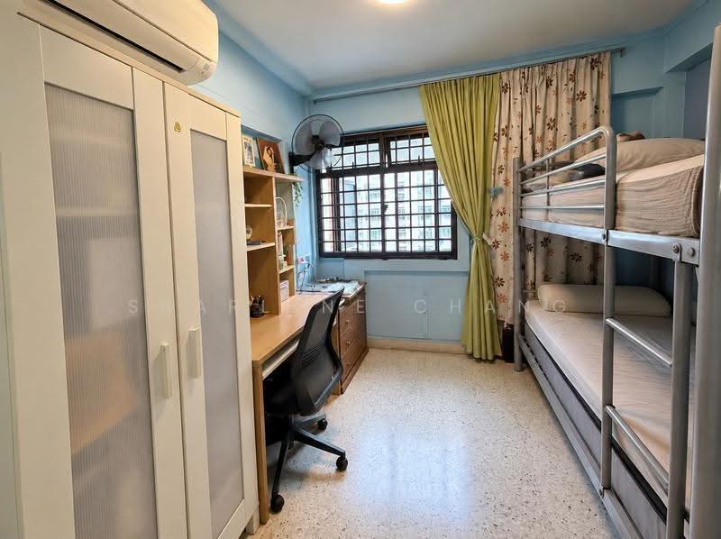 2 Dover Road, 2 Dover Road, Buona Vista / West Coast / Clementi New Town, 2 Bedrooms, 700 sqft, HDB Flat For Sale, by Sharlene Chang, 500277643 - Bedroom - PropertyGuru.com.sg