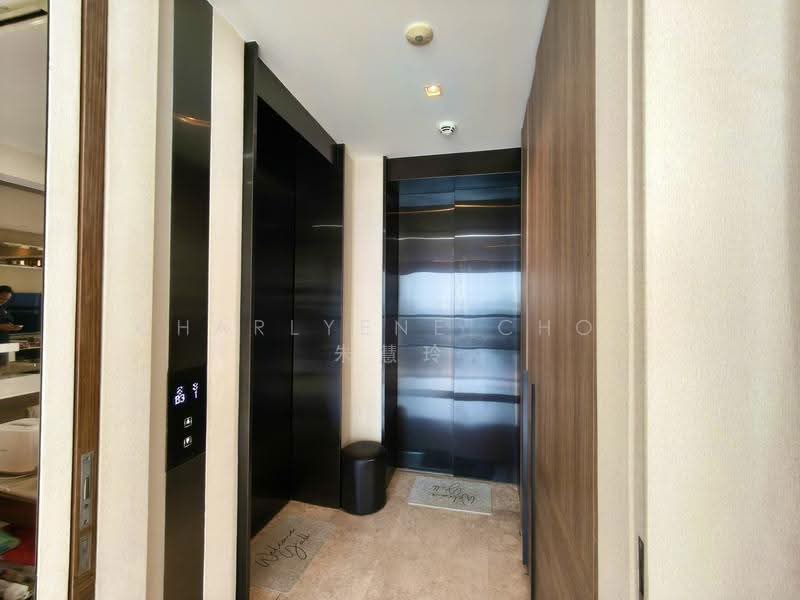Echelon, 7 Alexandra View, Alexandra / Commonwealth, 3 Bedrooms, 1,292 sqft, Condominium For Sale, by Charlyene Choo 朱慧玲, 500277647 - Entrance - PropertyGuru.com.sg