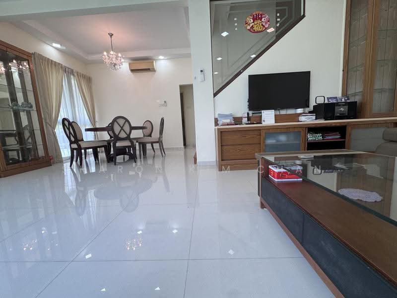 **LANDED7772@ Kimsia Park estate 2-stry corner terrace**, Jalan jintan / jalan nutmeg, Orchard / River Valley, 4 Bedrooms, 2,000 sqft, Corner Terrace For Sale, by Sharon Kim Chan, 500277648 - PropertyGuru.com.sg