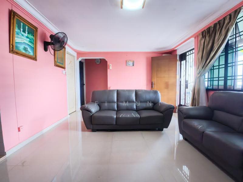 321 Woodlands Street 32, 321 Woodlands Street 32, Admiralty / Woodlands, 3 Bedrooms, 958 sqft, HDB Flat For Sale, by Elfi Muni, 500277653 - Living Room - PropertyGuru.com.sg