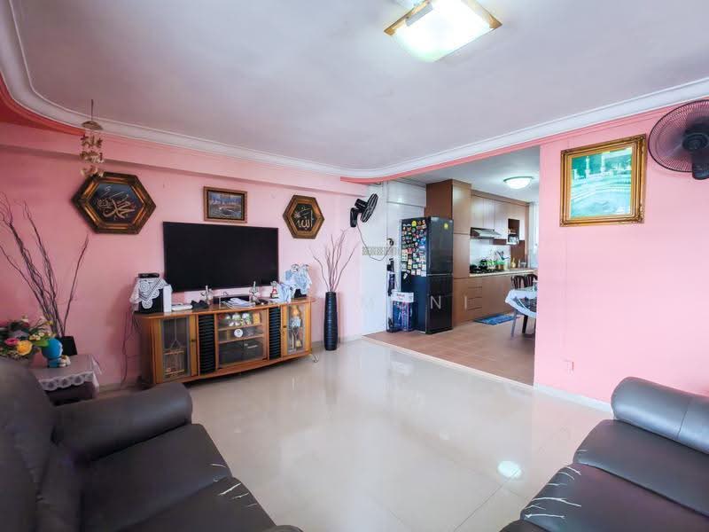 321 Woodlands Street 32, 321 Woodlands Street 32, Admiralty / Woodlands, 3 Bedrooms, 958 sqft, HDB Flat For Sale, by Elfi Muni, 500277653 - Living Room - PropertyGuru.com.sg