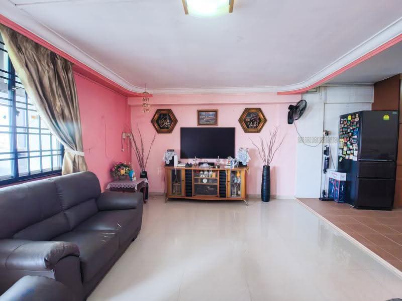321 Woodlands Street 32, 321 Woodlands Street 32, Admiralty / Woodlands, 3 Bedrooms, 958 sqft, HDB Flat For Sale, by Elfi Muni, 500277653 - Living Room - PropertyGuru.com.sg
