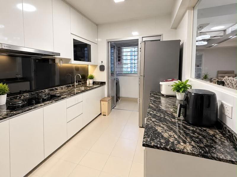 812A Choa Chu Kang Avenue 7, 812A Choa Chu Kang Avenue 7, Dairy Farm / Bukit Panjang / Choa Chu Kang, 3 Bedrooms, 1,216 sqft, HDB Flat For Sale, by Sherry Goh, 500277661 - Kitchen - PropertyGuru.com.sg
