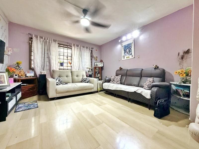 546 Jurong West Street 42, 546 Jurong West Street 42, Boon Lay / Jurong / Tuas, 3 Bedrooms, 1,119 sqft, HDB Flat For Sale, by Liew Derrick, 500277662 - PropertyGuru.com.sg