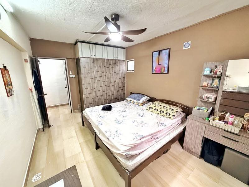 546 Jurong West Street 42, 546 Jurong West Street 42, Boon Lay / Jurong / Tuas, 3 Bedrooms, 1,119 sqft, HDB Flat For Sale, by Liew Derrick, 500277662 - PropertyGuru.com.sg