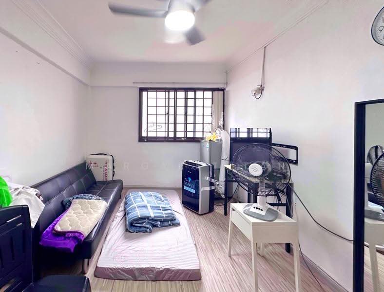 749 Yishun Street 72, 749 Yishun Street 72, Sembawang / Yishun, 3 Bedrooms, 980 sqft, HDB Flat For Sale, by Margaret Tan, 500277667 - Living Room - PropertyGuru.com.sg