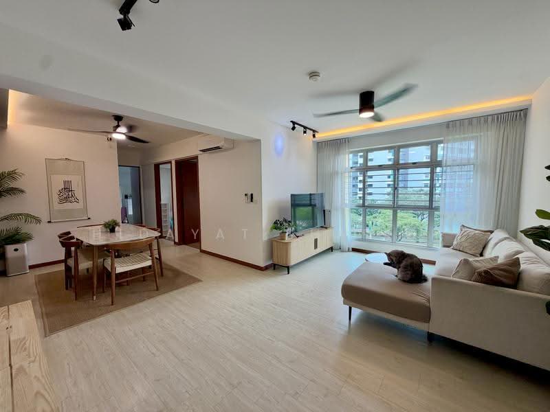 126D Canberra Street, 126D Canberra Street, Sembawang / Yishun, 3 Bedrooms, 1,001 sqft, HDB Flat For Sale, by Hidayat Shariff, 500277671 - Living Room - PropertyGuru.com.sg
