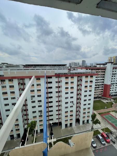 218 Ang Mo Kio Avenue 1, 218 Ang Mo Kio Avenue 1, Ang Mo Kio / Bishan / Thomson, 2 Bedrooms, 721 sqft, HDB Flat For Sale, by Danny Ou, 500277672 - PropertyGuru.com.sg