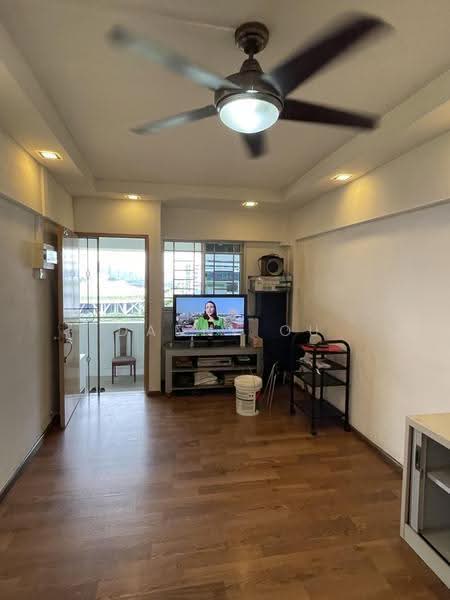 218 Ang Mo Kio Avenue 1, 218 Ang Mo Kio Avenue 1, Ang Mo Kio / Bishan / Thomson, 2 Bedrooms, 721 sqft, HDB Flat For Sale, by Danny Ou, 500277672 - PropertyGuru.com.sg