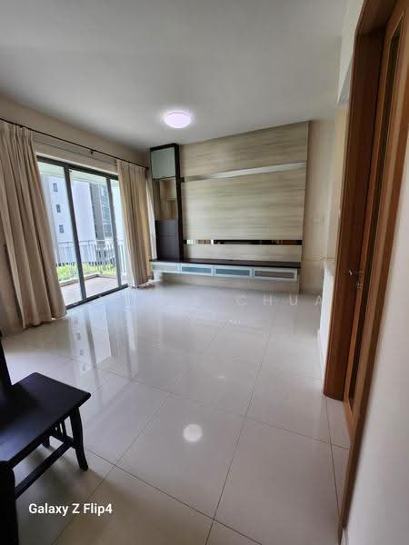 The Infiniti, 39B West Coast Park, Buona Vista / West Coast / Clementi New Town, 2 Bedrooms, 904 sqft, Condominium For Sale, by Janice Chua, 500277675 - Living Room - PropertyGuru.com.sg