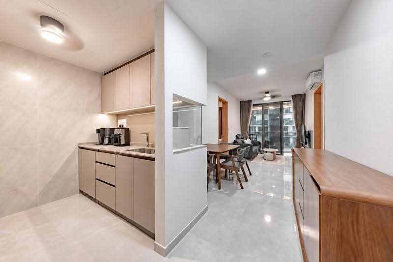 Penrose, 30 Sims Drive, Eunos / Geylang / Paya Lebar, 2 Bedrooms, 710 sqft, Condominium For Sale, by Gracia Ow, 500277679 - Kitchen - PropertyGuru.com.sg
