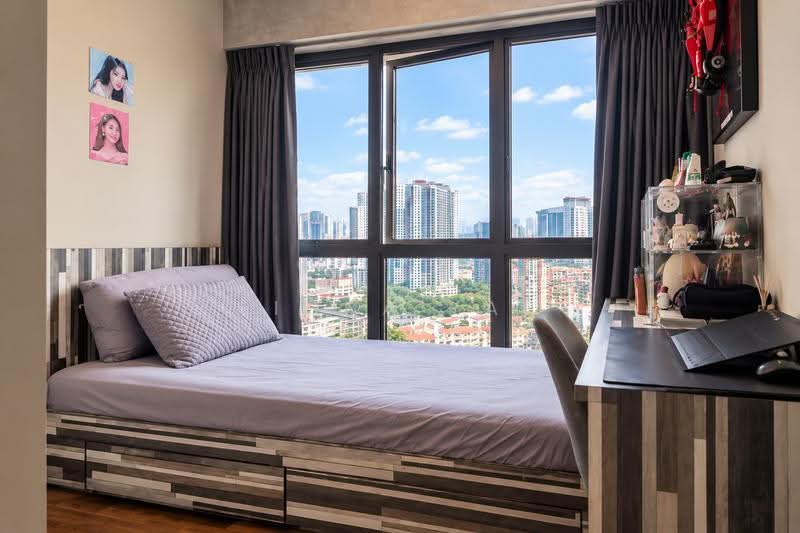 311A Clementi Avenue 4, 311A Clementi Avenue 4, Buona Vista / West Coast / Clementi New Town, 3 Bedrooms, 883 sqft, HDB Flat For Sale, by Fiona Yap, 500277689 - Bedroom - PropertyGuru.com.sg