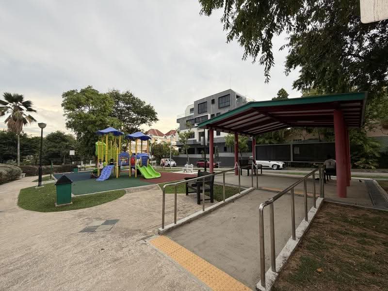 Freehold Semi-D 5-mins from Simei MRT, Harvey View, Harvey Avenue, Harvey Crescent, Sea Breeze Road, Sea Breeze Avenue, Jalan Angin Laut, Sunbird Park, Bedok / Upper East Coast, 4 Bedrooms, 2,250 sqft, Semi-Detached House For Sale, by Cheryl Tang, 500277691 - Playground - PropertyGuru.com.sg