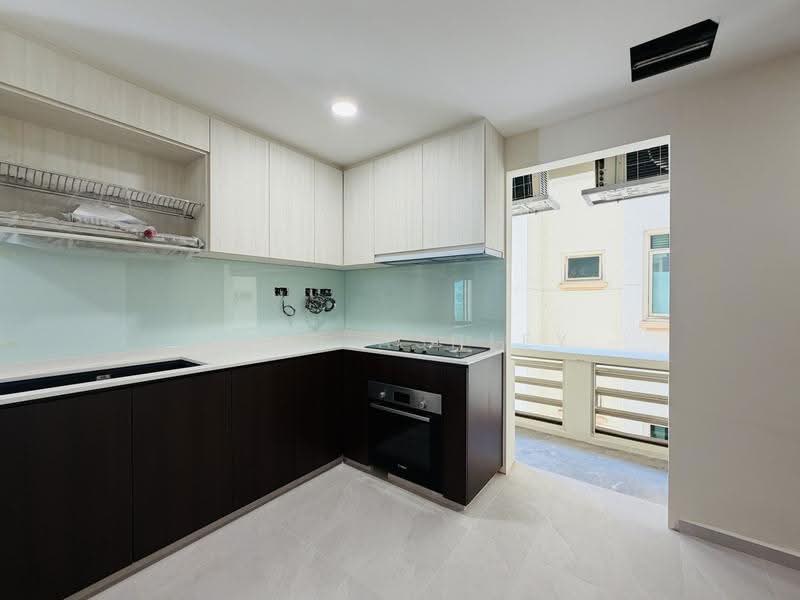 Costa Rhu, 1 Rhu Cross, East Coast / Marine Parade, 3 Bedrooms, 1,399 sqft, Condominium For Rent, by Riko Ashley, 500277697 - Kitchen - PropertyGuru.com.sg