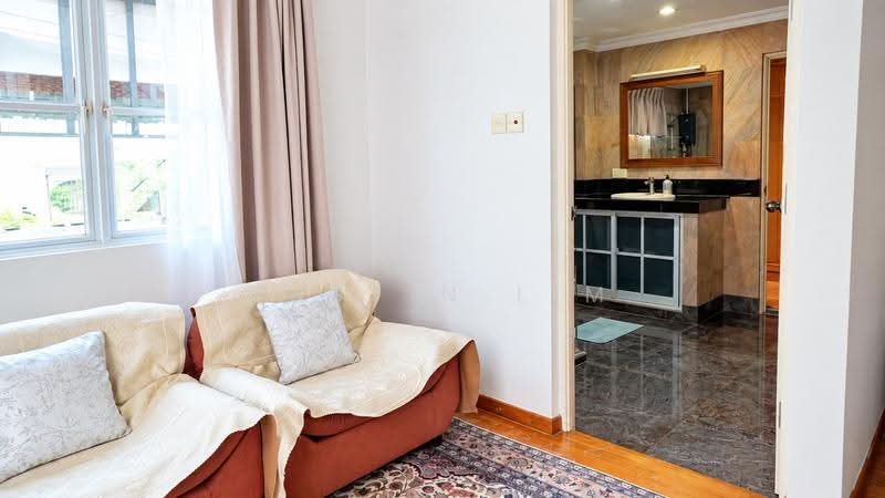 Jalan Limau Bali, Jalan Limau Bali, Bedok / Upper East Coast, Room Rental, 200 sqft, Terraced House For Rent, by Justin Lim, 500277713 - Living Room - PropertyGuru.com.sg