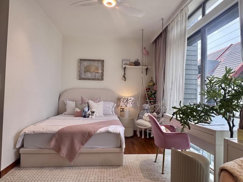 Estrivillas, Jalan Lim Tai See, Tanglin / Holland / Bukit Timah, 5 Bedrooms, 5,460 sqft, Cluster House For Sale, by Joyce Lau, 500277723 - Bedroom 2 - PropertyGuru.com.sg
